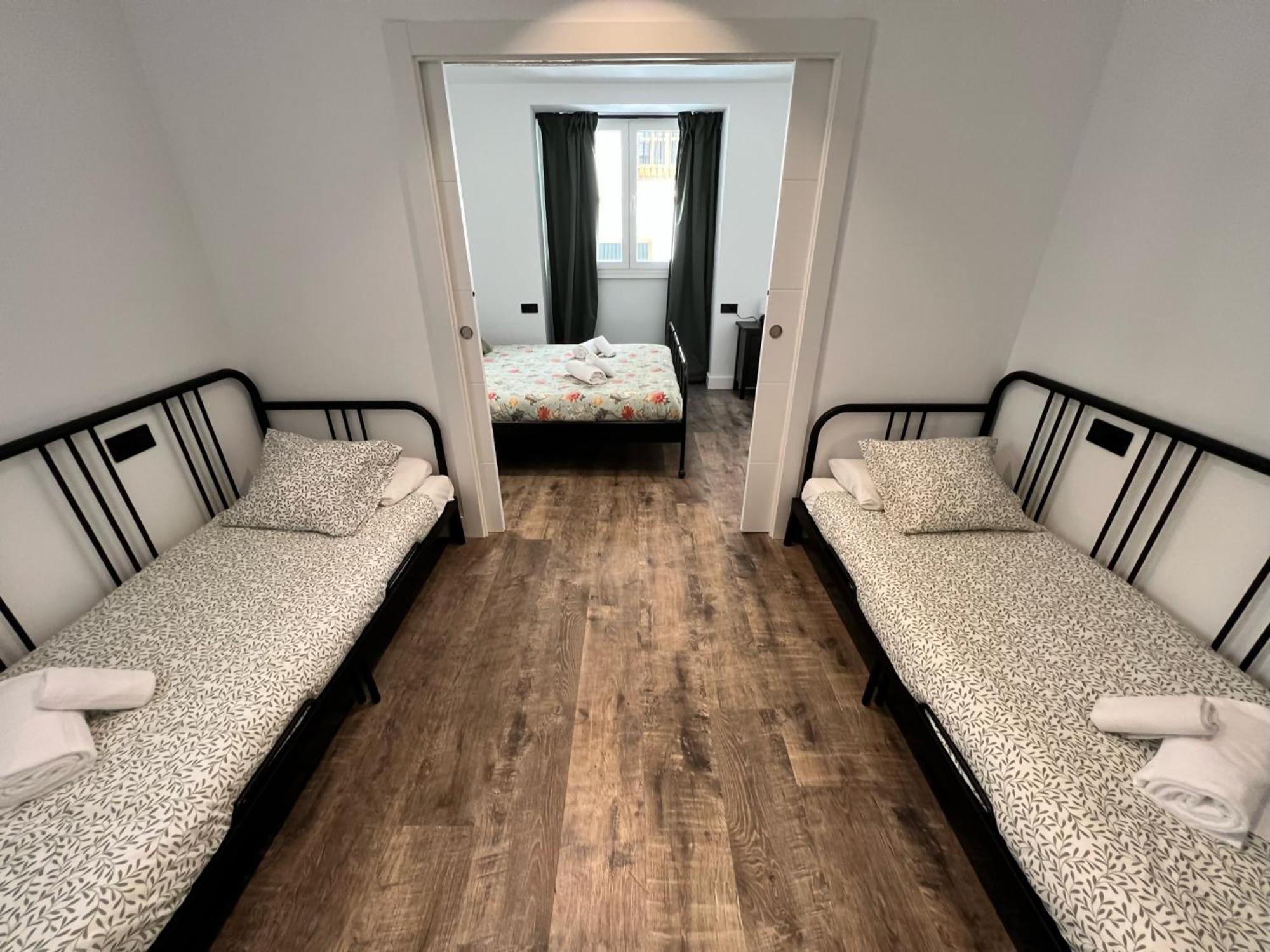 Apartamenticos El Tubo I ซาราโกซา ภายนอก รูปภาพ